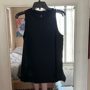 Athleta black sleeveless workout top